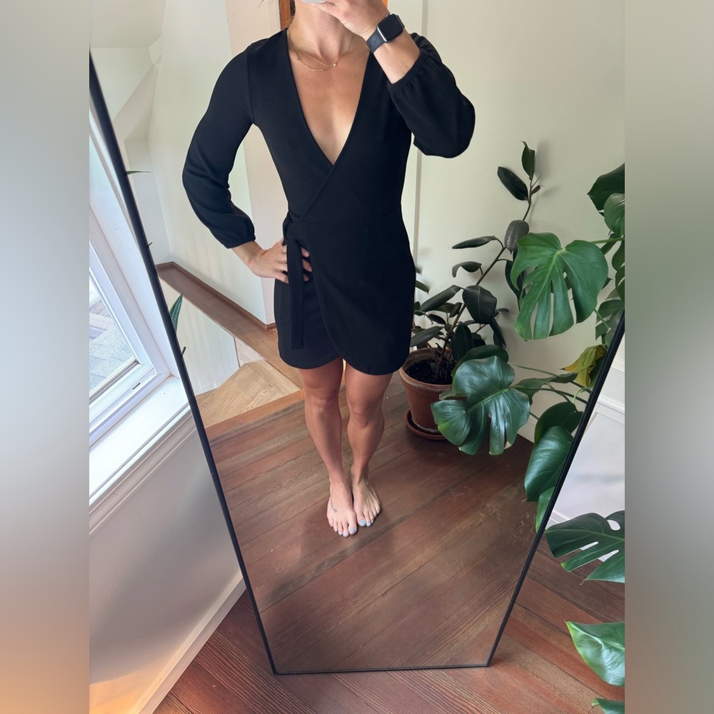 Madewell Texture & Thread black mini